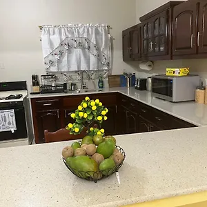 St Bess Comfort Style Apartment