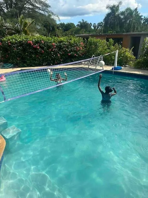 Magic Moments Ja Villa Black River 0*,