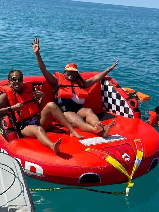 Magic Moments Ja Villa Black River